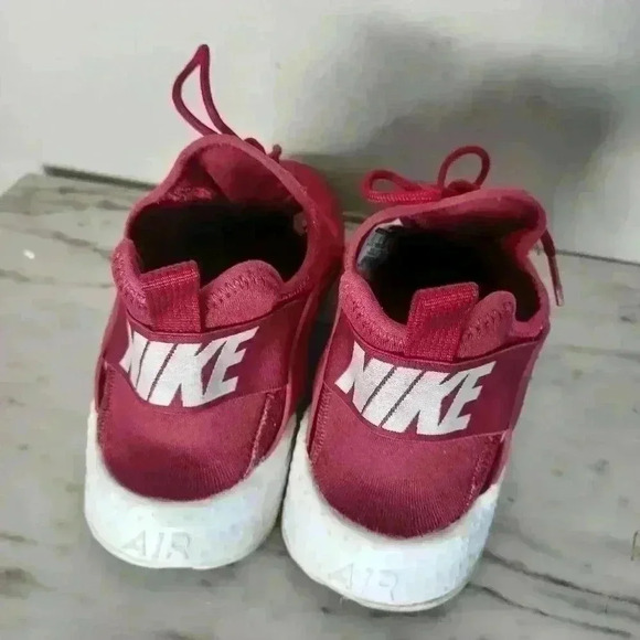 Nike Air Huarache Women's Run Ultra Bourdeux Sneaker 8.5 - Picture 4 of 14